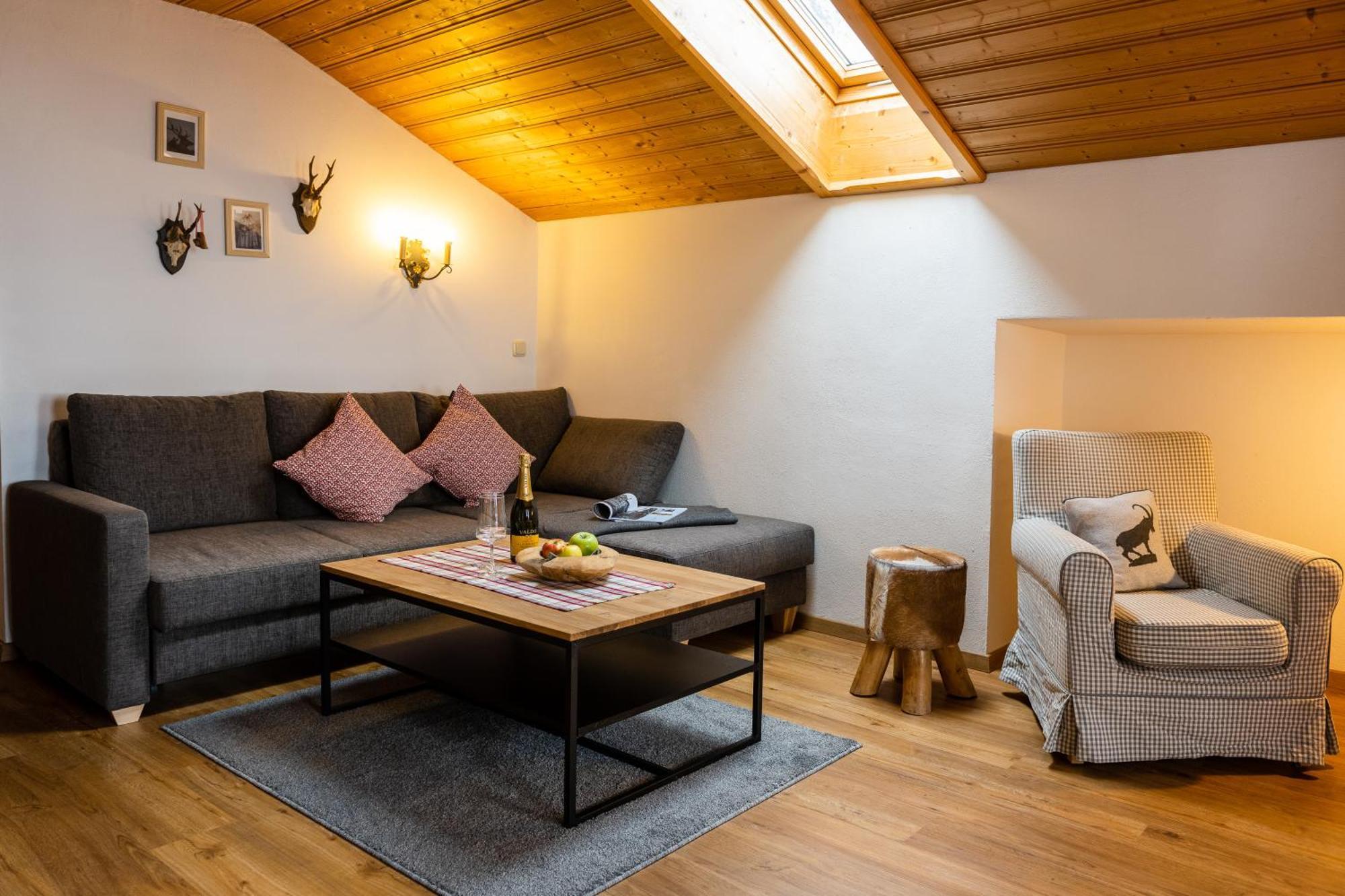Ferienwohnung Bergfrieden Krün Стая снимка