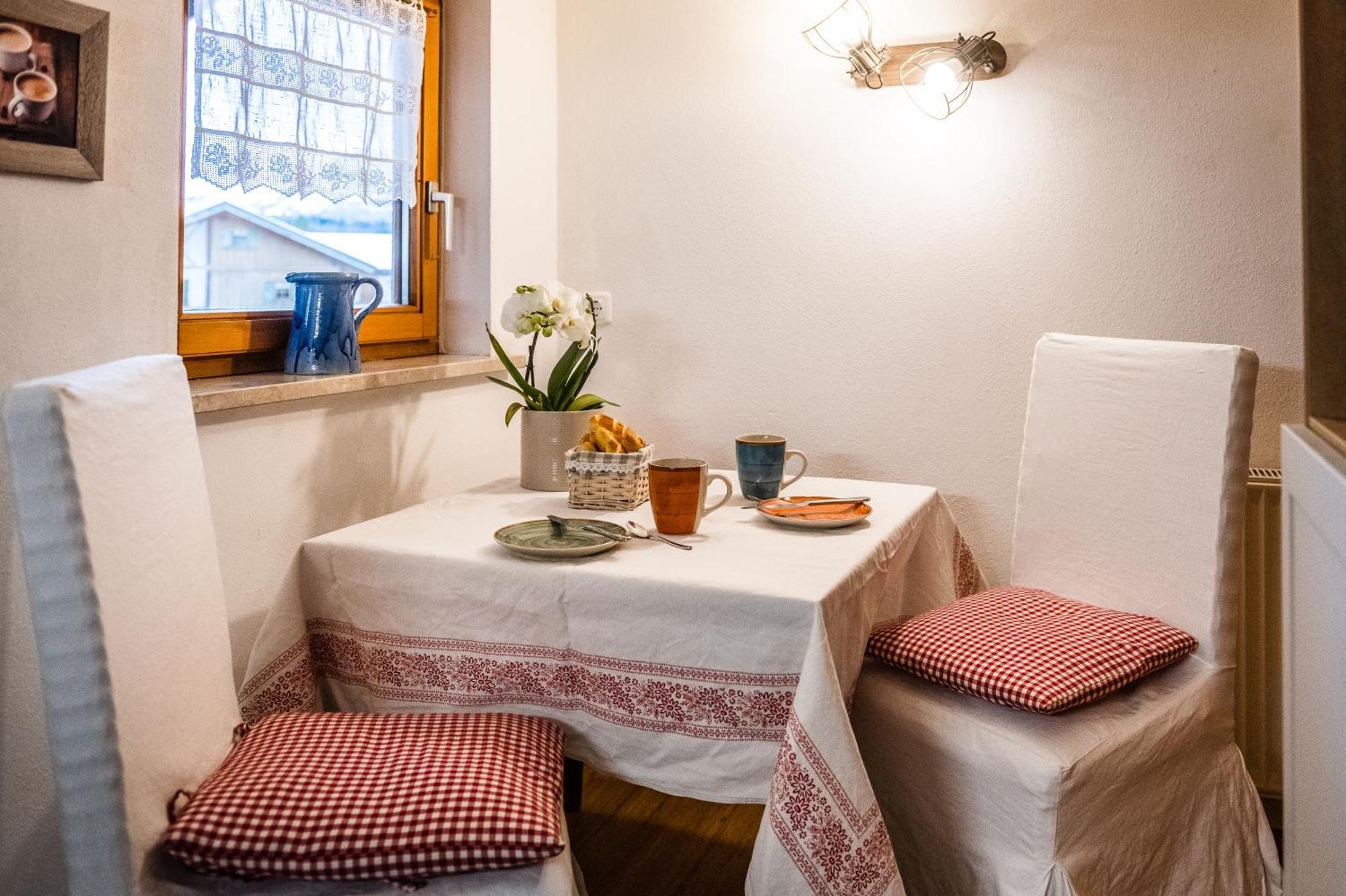 Ferienwohnung Bergfrieden Krün Стая снимка
