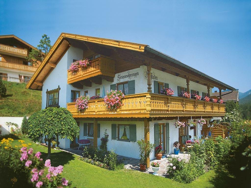 Ferienwohnung Bergfrieden Krün Екстериор снимка